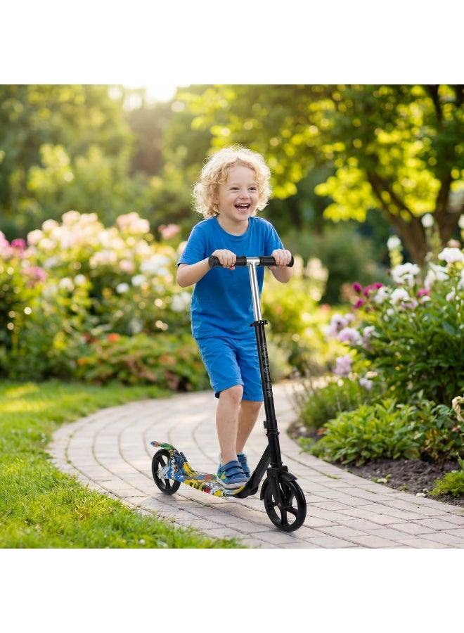 سكوتر أطفال بعجلتين مع مقود قابل لتعديل الارتفاع - تصميم قوي مع فرامل خلفية وسنادة جانبية وسطح غير قابل للانزلاق - مثالي للعب الخارجي - Image 1